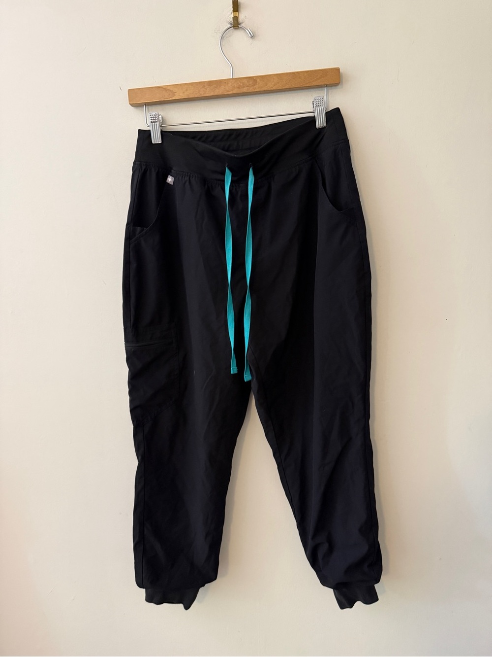 Figs Men’s Black Joggers with Teal Drawstring